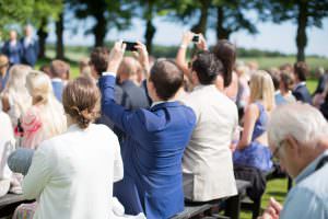 Unplugged wedding – vad är det och varför borde vi ha det på vårt bröllop?